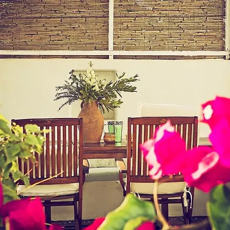 Meltemi Breeze Pool House Βίλα