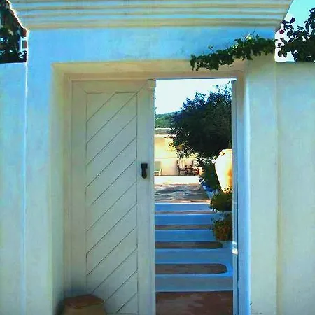 Βίλα Meltemi Breeze Pool House Λαχανιά